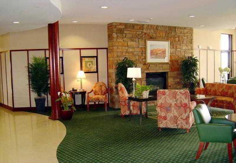 Courtyard By Marriott West/medical Center Hotel