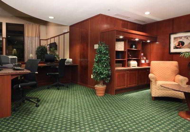 Courtyard By Marriott West/medical Center 3*