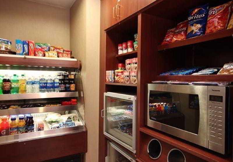 Hotel Courtyard By Marriott West/medical Center 3*
